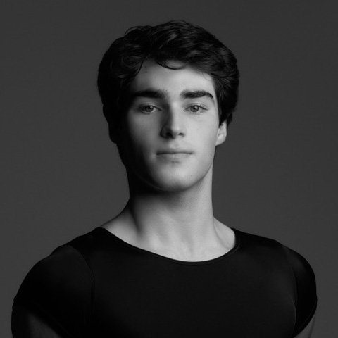Portrait de Guillermo-Raya, danseur corps de ballet de Nice