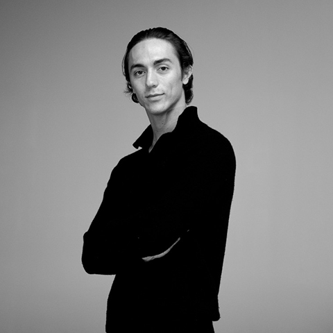 Portrait de Isaac SHAW, danseur corps de ballet de Nice