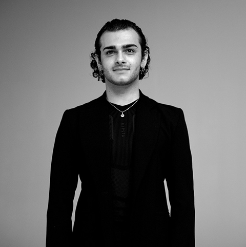 Portrait de Romain SIRVENT, danseur corps de ballet de Nice